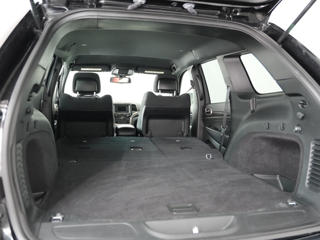 Jeep Grand Cherokee 4WD 4dr Laredo 2016