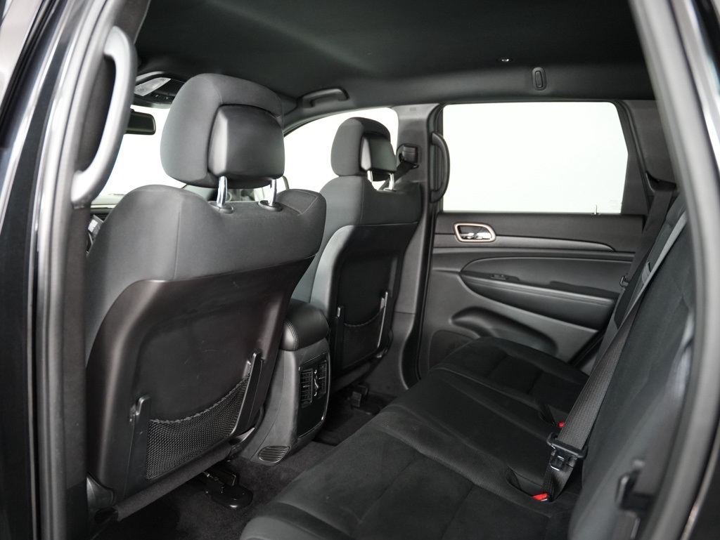 Jeep Grand Cherokee 4WD 4dr Laredo 2016