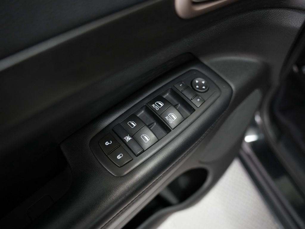 Jeep Grand Cherokee 4WD 4dr Laredo 2016