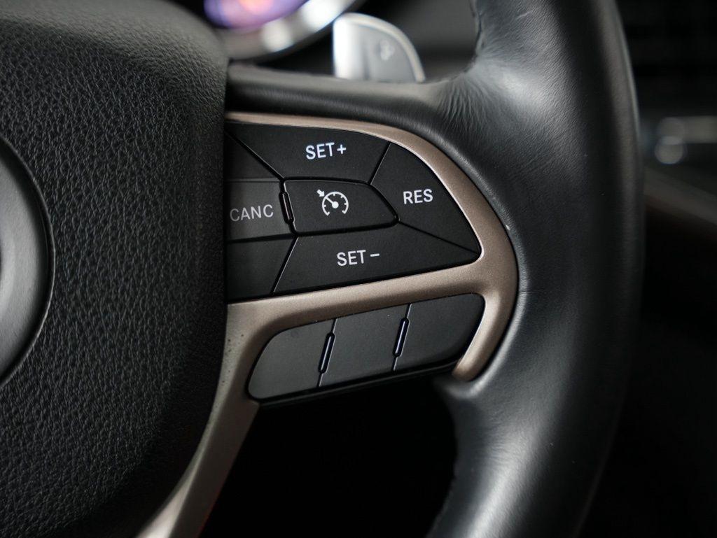 Jeep Grand Cherokee 4WD 4dr Laredo 2016