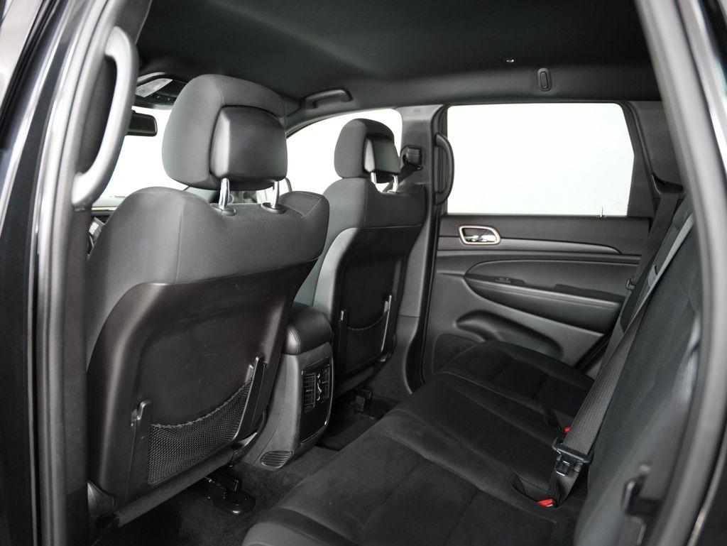 Jeep Grand Cherokee 4WD 4dr Laredo 2016