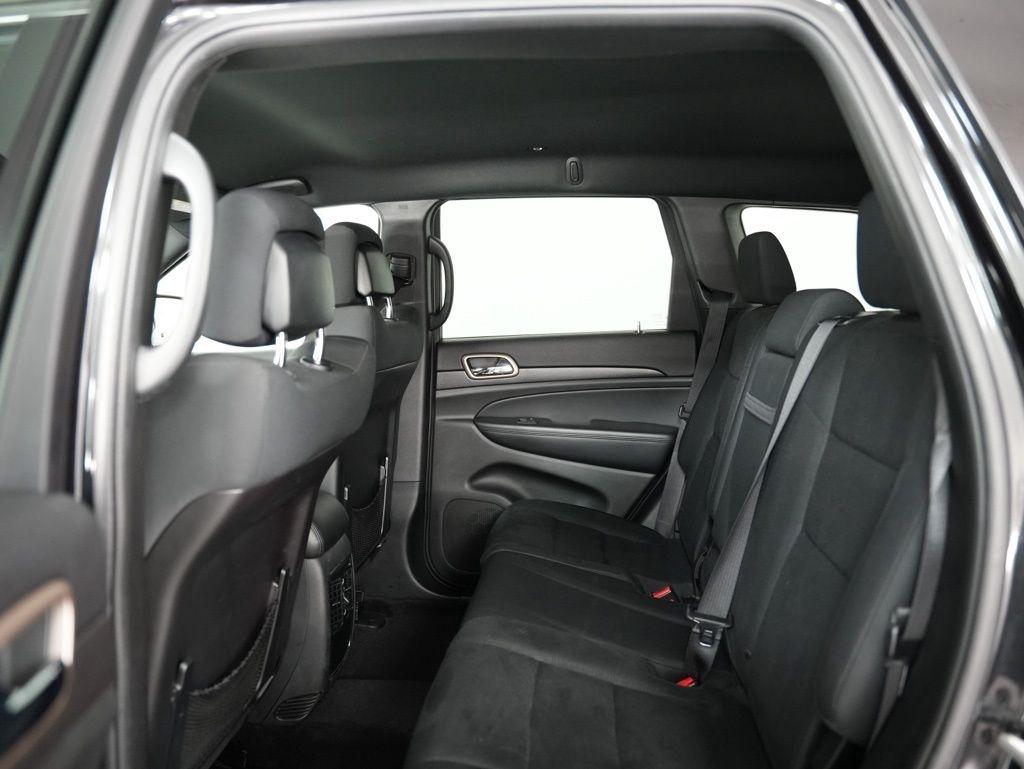 Jeep Grand Cherokee 4WD 4dr Laredo 2016