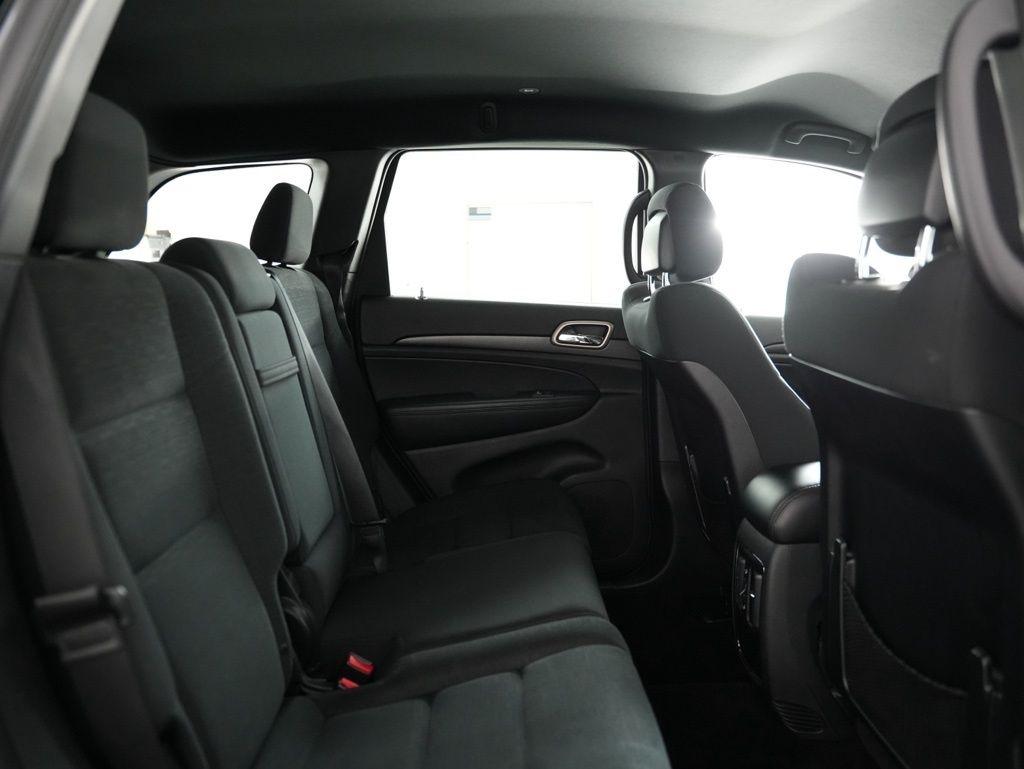 Jeep Grand Cherokee 4WD 4dr Laredo 2016