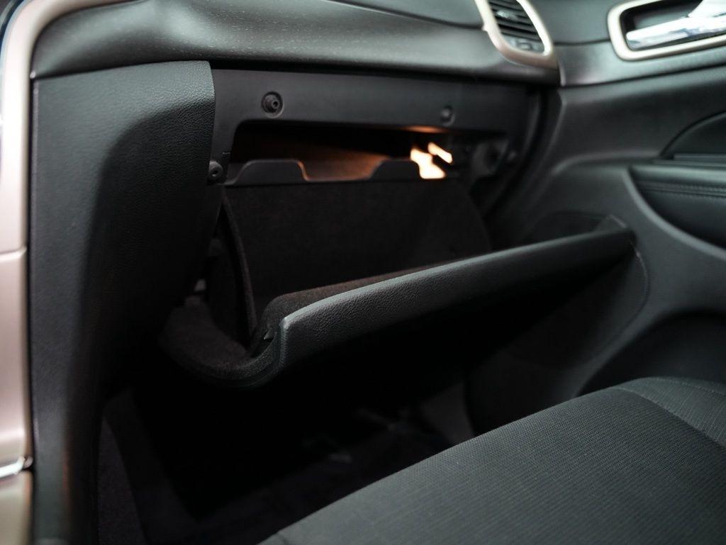 Jeep Grand Cherokee 4WD 4dr Laredo 2016