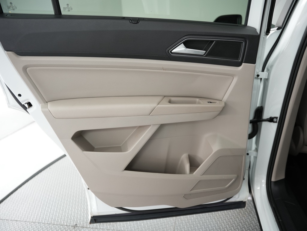 Volkswagen Atlas 3.6L V6 SEL R-Line FWD 2019