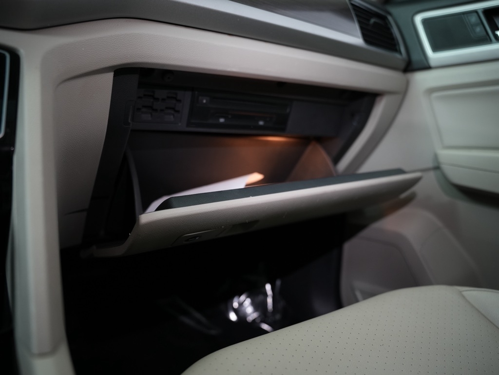 Volkswagen Atlas 3.6L V6 SEL R-Line FWD 2019