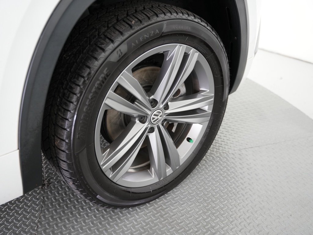 Volkswagen Atlas 3.6L V6 SEL R-Line FWD 2019