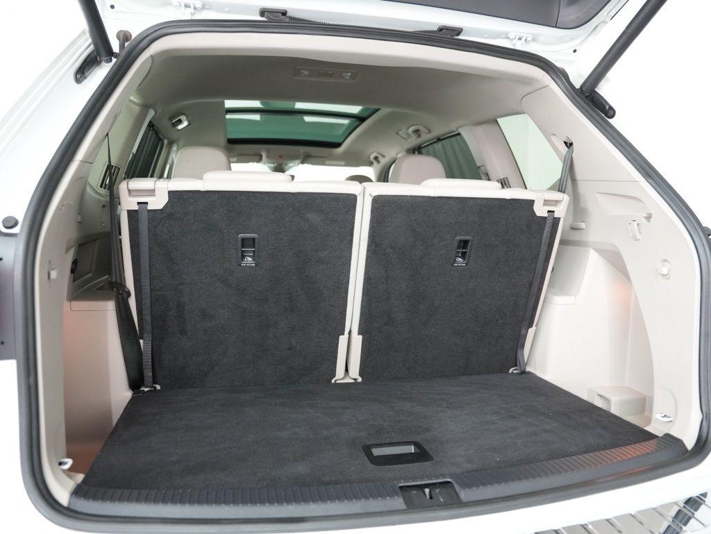 Volkswagen Atlas 3.6L V6 SEL R-Line FWD 2019