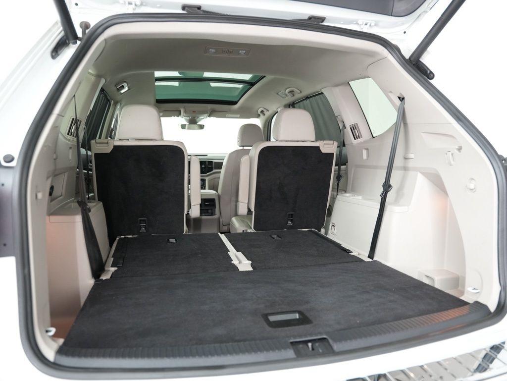 Volkswagen Atlas 3.6L V6 SEL R-Line FWD 2019