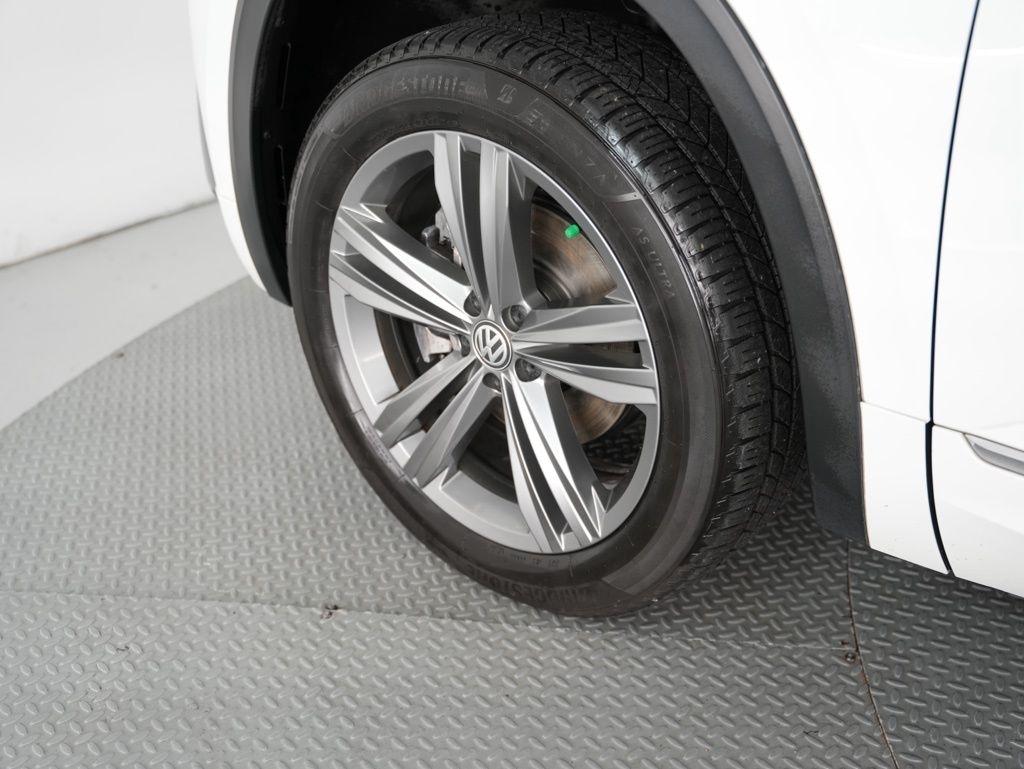 Volkswagen Atlas 3.6L V6 SEL R-Line FWD 2019