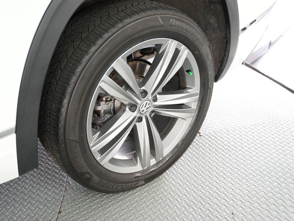 Volkswagen Atlas 3.6L V6 SEL R-Line FWD 2019