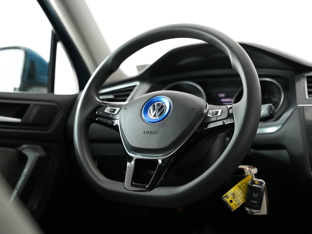 Volkswagen Tiguan 2.0T S FWD 2020