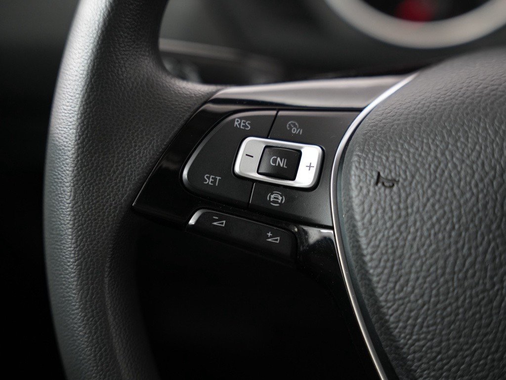 Volkswagen Tiguan 2.0T S FWD 2020