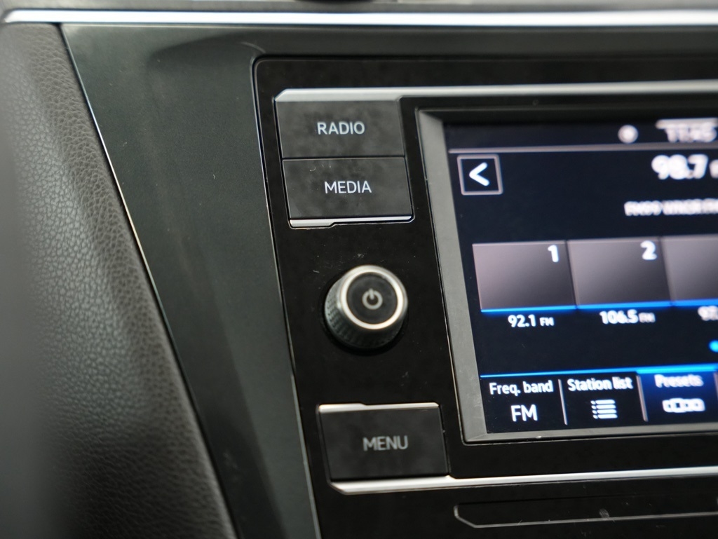 Volkswagen Tiguan 2.0T S FWD 2020