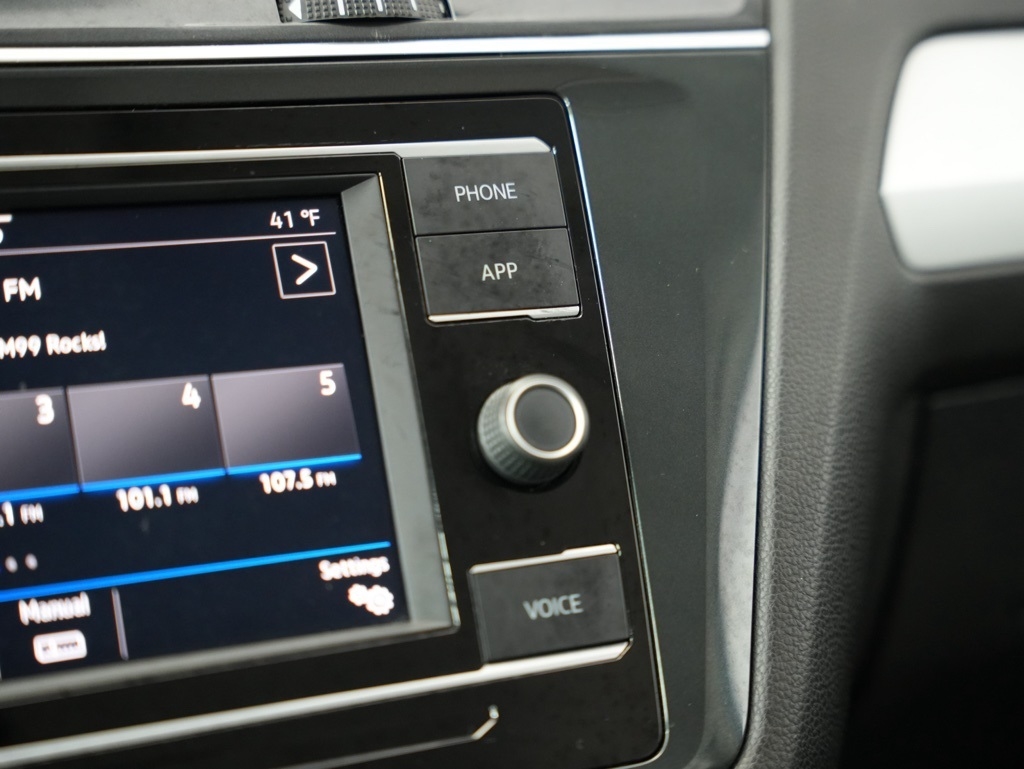 Volkswagen Tiguan 2.0T S FWD 2020