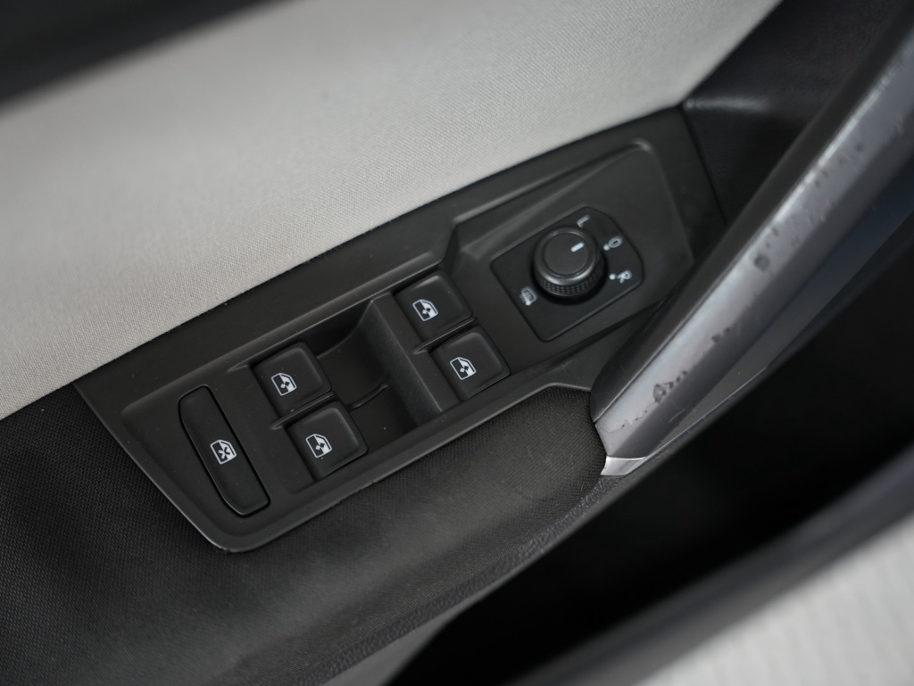 Volkswagen Tiguan 2.0T S FWD 2020