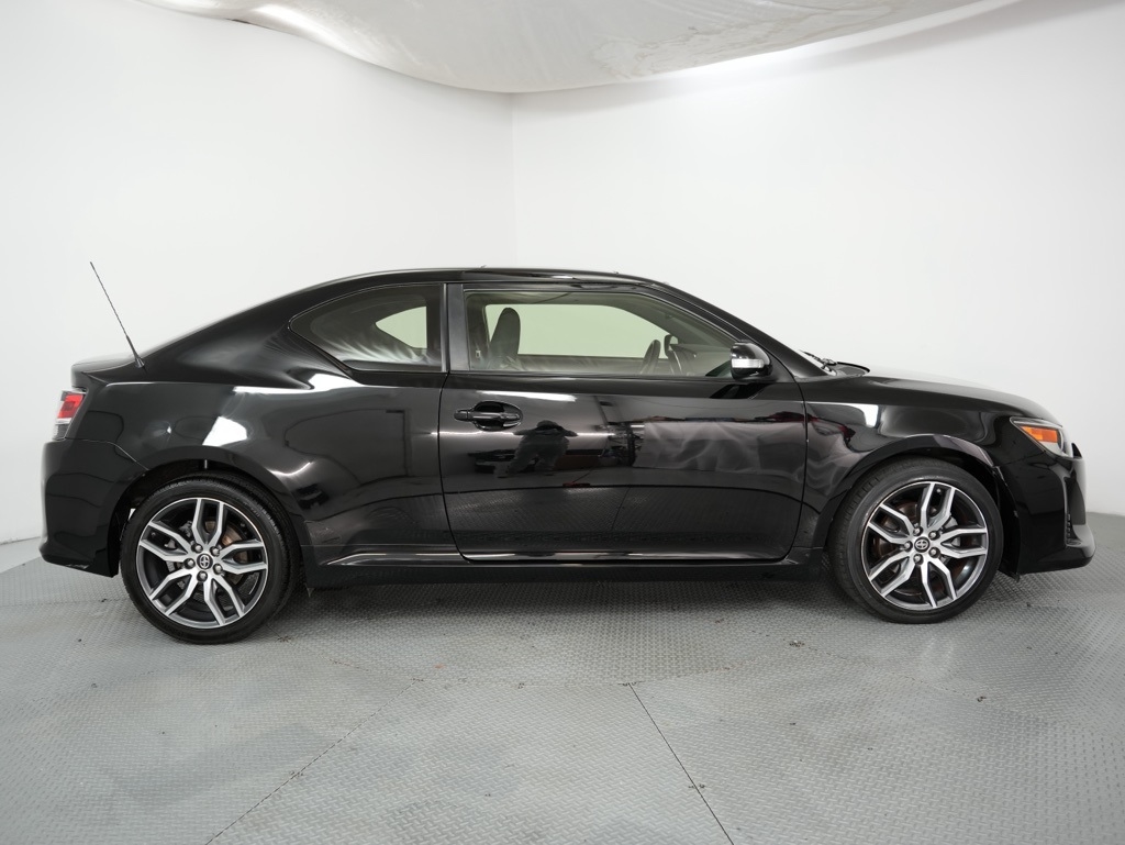 Scion tC 2dr HB Man (Natl) 2015