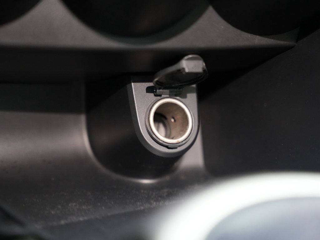 Scion tC 2dr HB Man (Natl) 2015