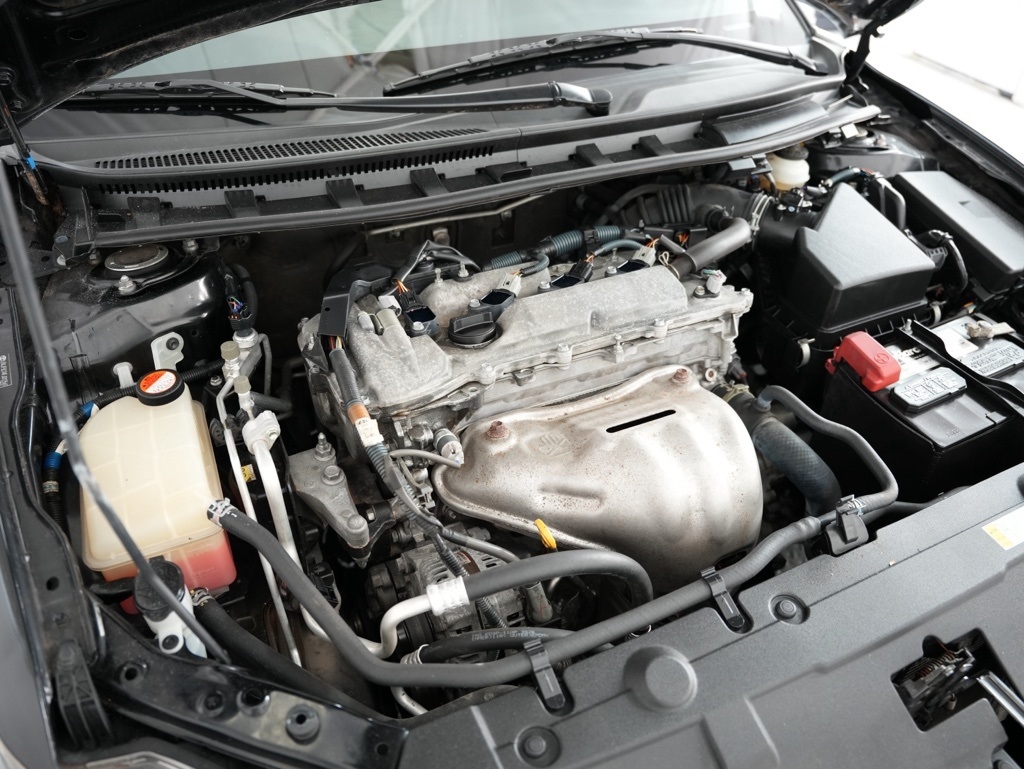 Scion tC 2dr HB Man (Natl) 2015