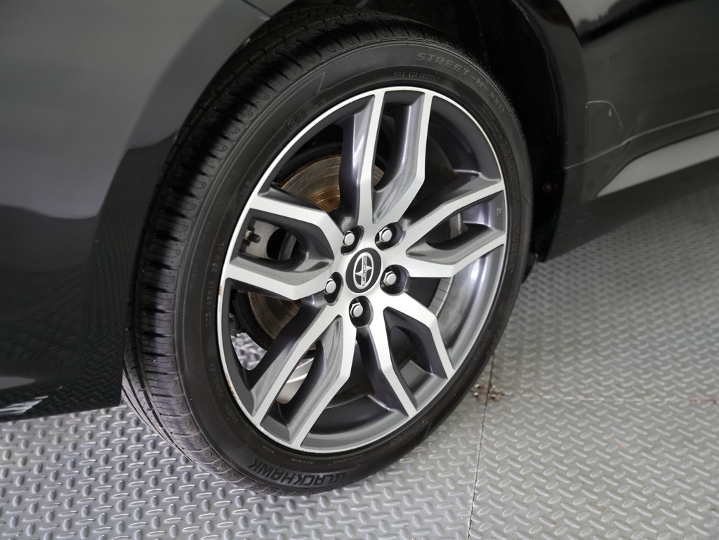 Scion tC 2dr HB Man (Natl) 2015