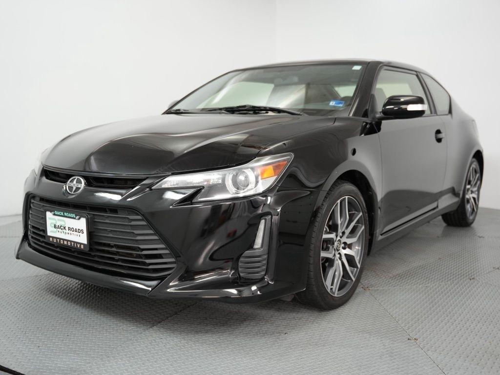 Scion tC 2dr HB Man (Natl) 2015