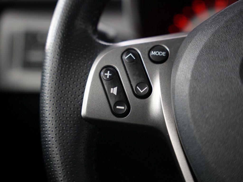 Scion tC 2dr HB Man (Natl) 2015