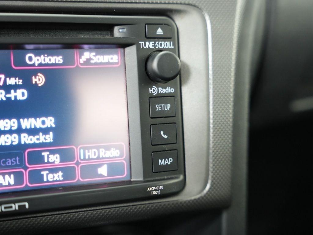 Scion tC 2dr HB Man (Natl) 2015