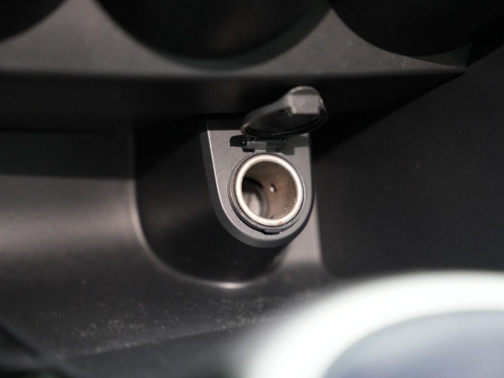 Scion tC 2dr HB Man (Natl) 2015