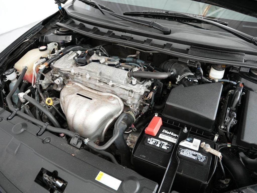 Scion tC 2dr HB Man (Natl) 2015