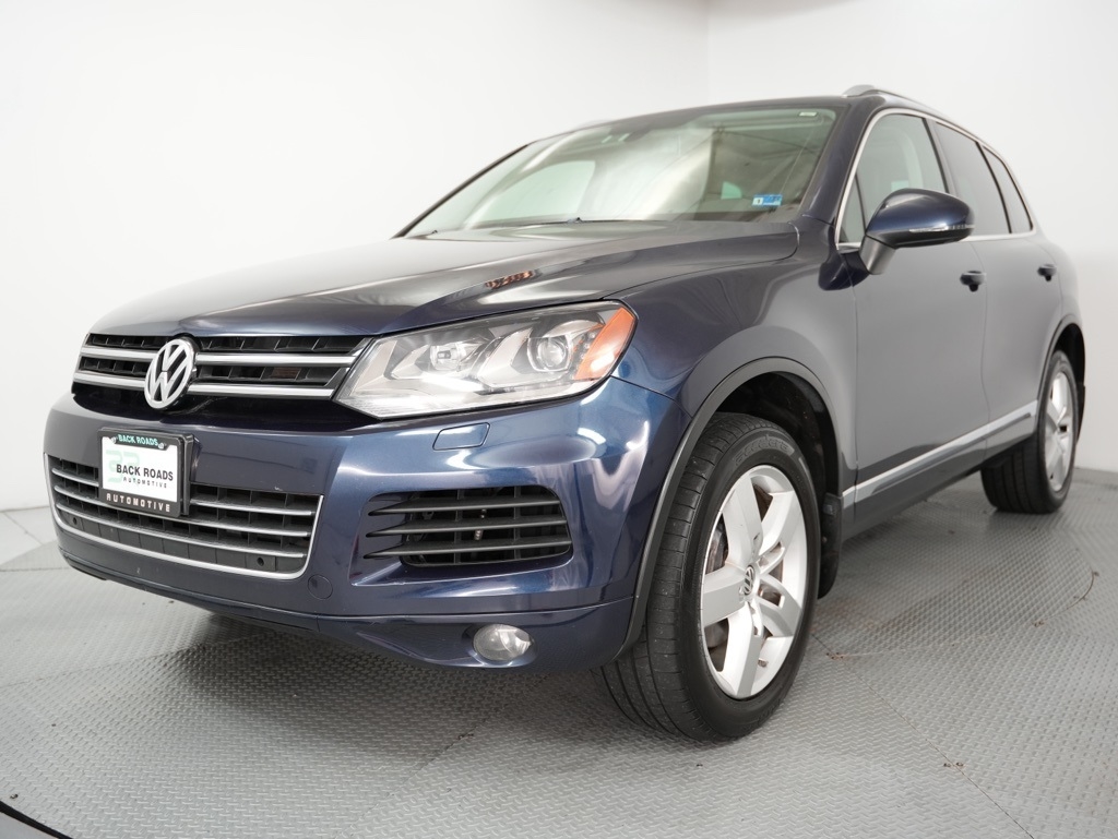 Volkswagen Touareg 4dr VR6 Sport w/Nav 2013