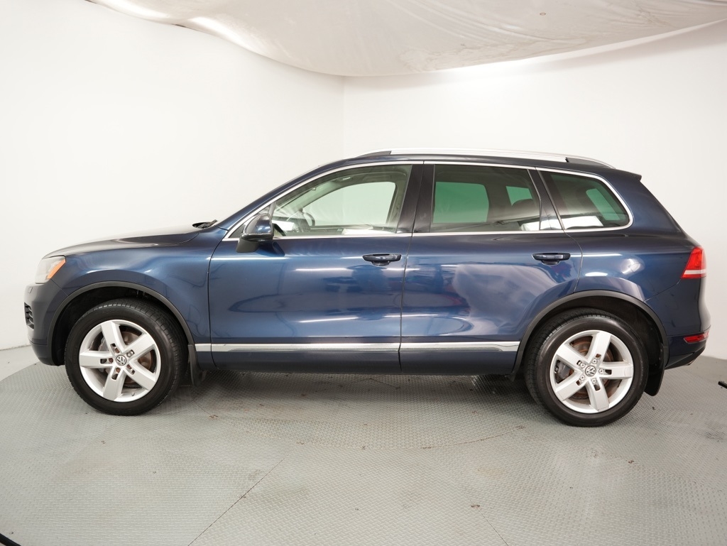 Volkswagen Touareg 4dr VR6 Sport w/Nav 2013
