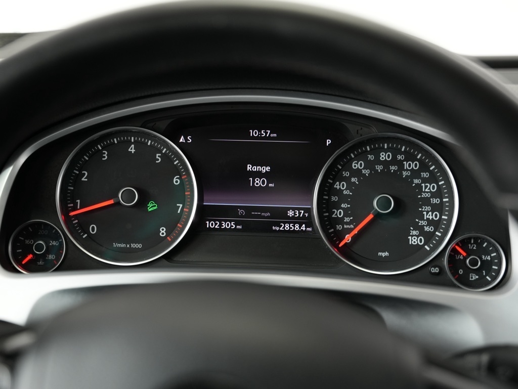 Volkswagen Touareg 4dr VR6 Sport w/Nav 2013