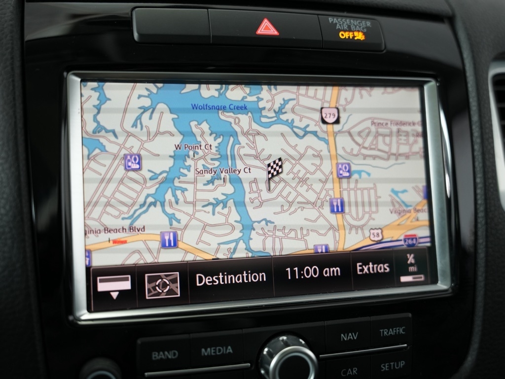 Volkswagen Touareg 4dr VR6 Sport w/Nav 2013