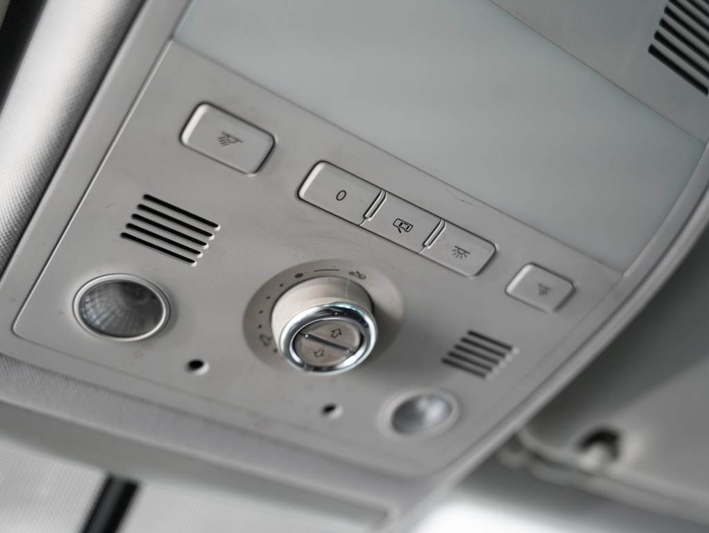 Volkswagen Touareg 4dr VR6 Sport w/Nav 2013