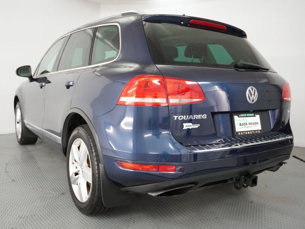 Volkswagen Touareg 4dr VR6 Sport w/Nav 2013