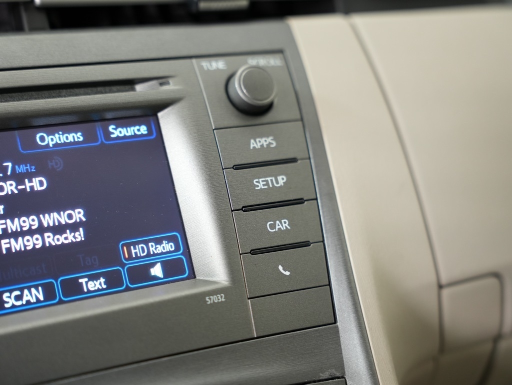 Toyota Prius 5dr HB Three (Natl) 2012