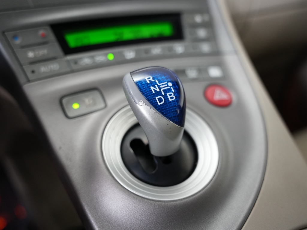 Toyota Prius 5dr HB Three (Natl) 2012