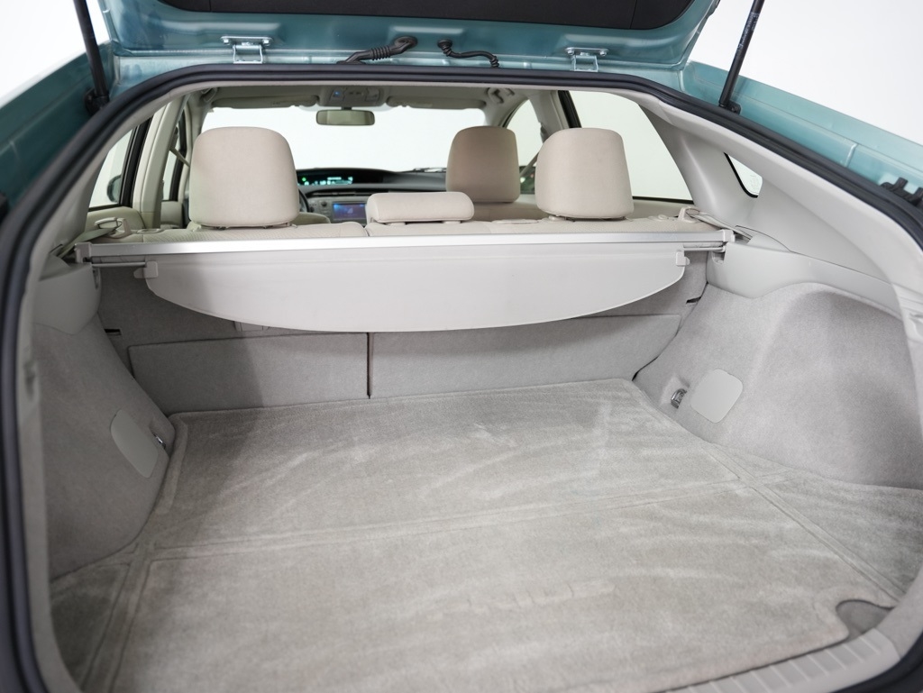 Toyota Prius 5dr HB Three (Natl) 2012