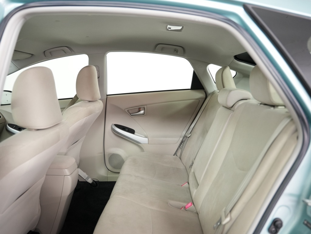 Toyota Prius 5dr HB Three (Natl) 2012