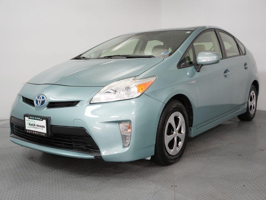 Toyota Prius 5dr HB Three (Natl) 2012