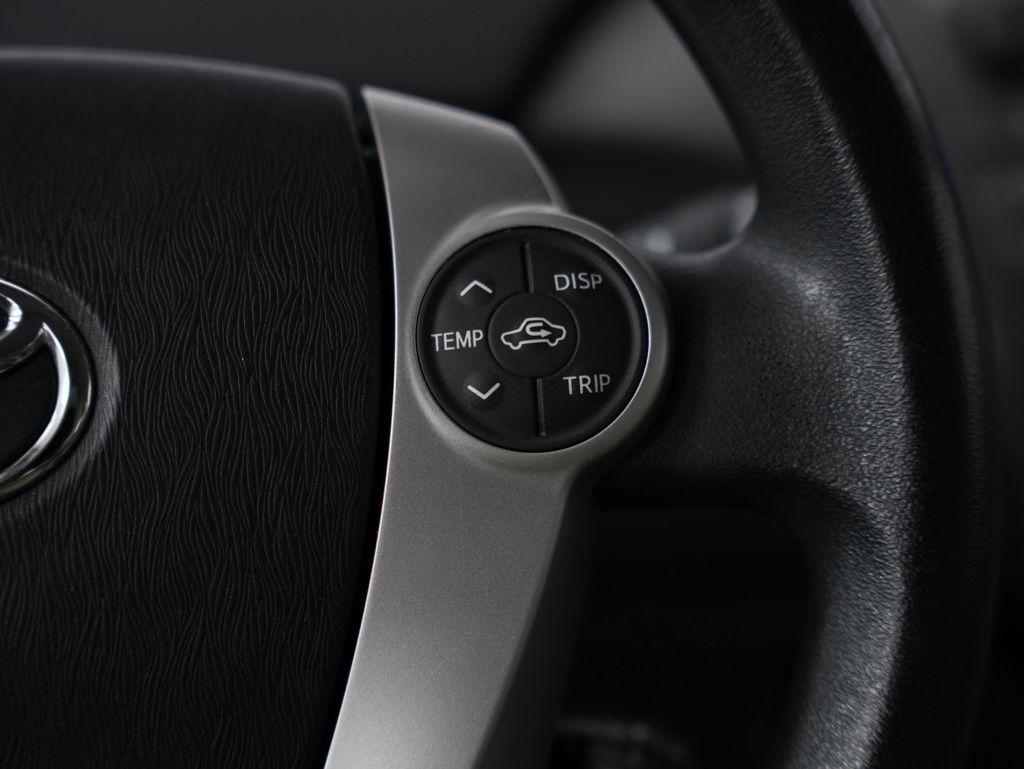 Toyota Prius 5dr HB Three (Natl) 2012