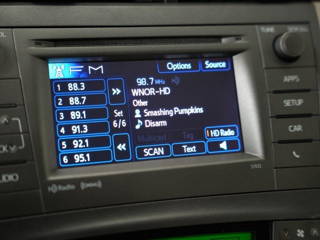 Toyota Prius 5dr HB Three (Natl) 2012