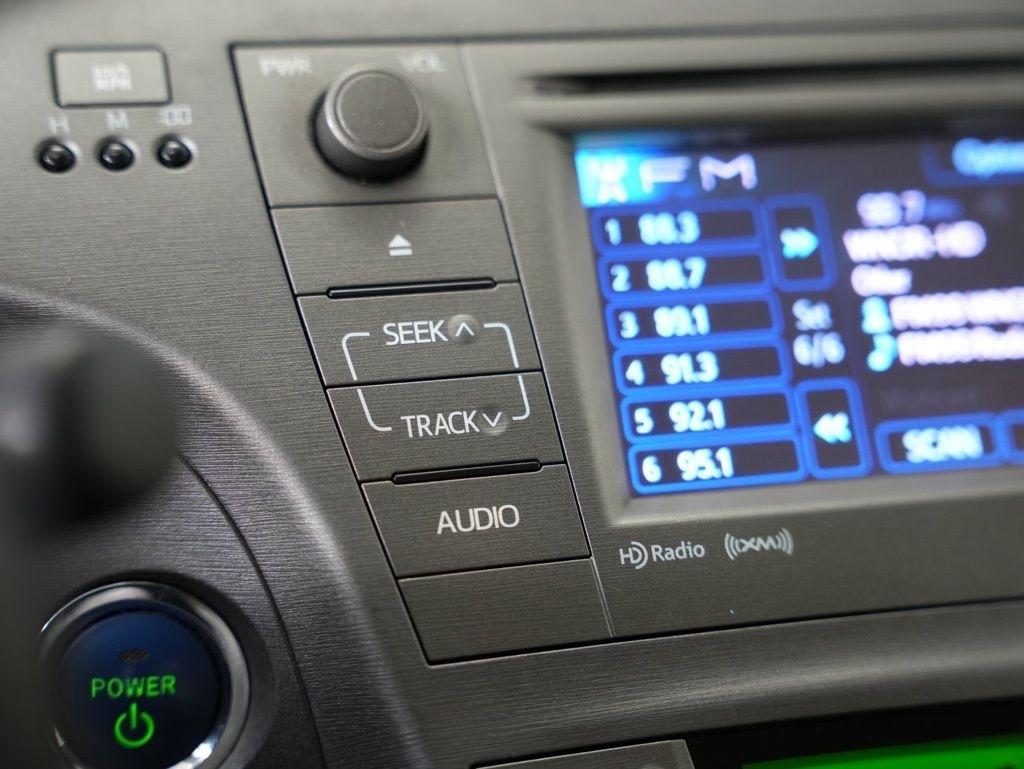 Toyota Prius 5dr HB Three (Natl) 2012