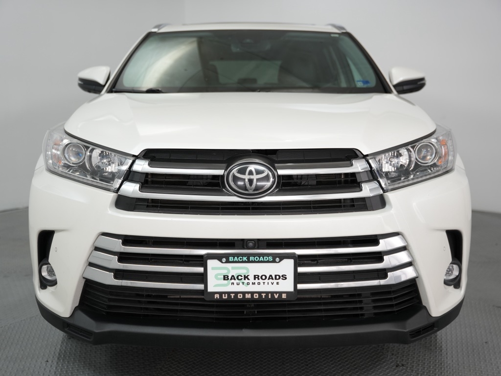 Toyota Highlander Limited V6 AWD (Natl) 2019