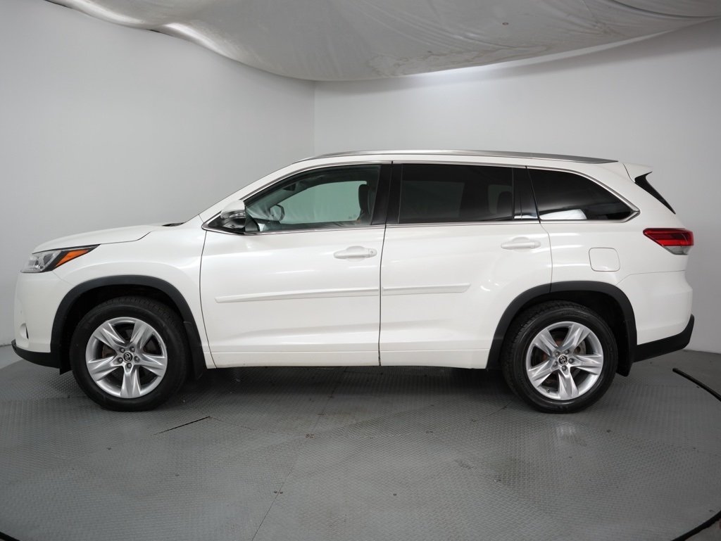 Toyota Highlander Limited V6 AWD (Natl) 2019