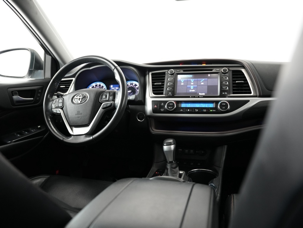 Toyota Highlander Limited V6 AWD (Natl) 2019