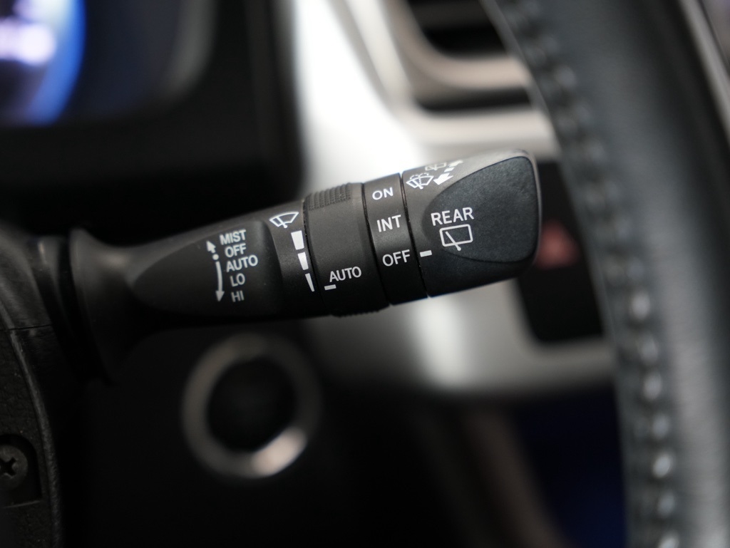 Toyota Highlander Limited V6 AWD (Natl) 2019