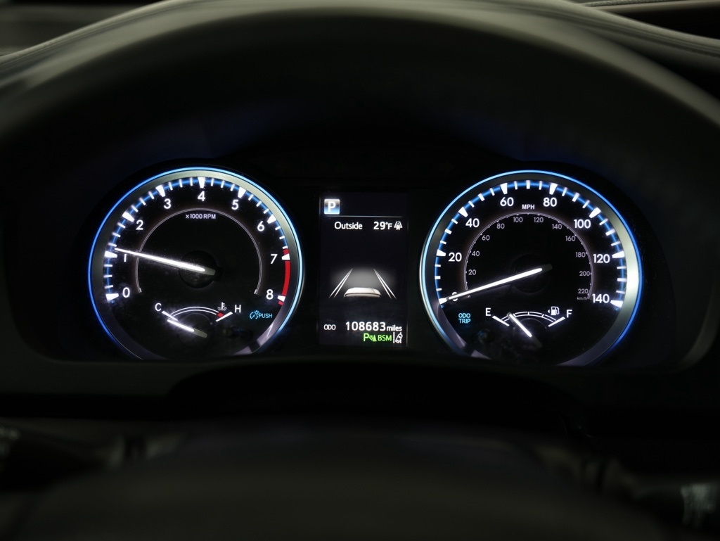 Toyota Highlander Limited V6 AWD (Natl) 2019