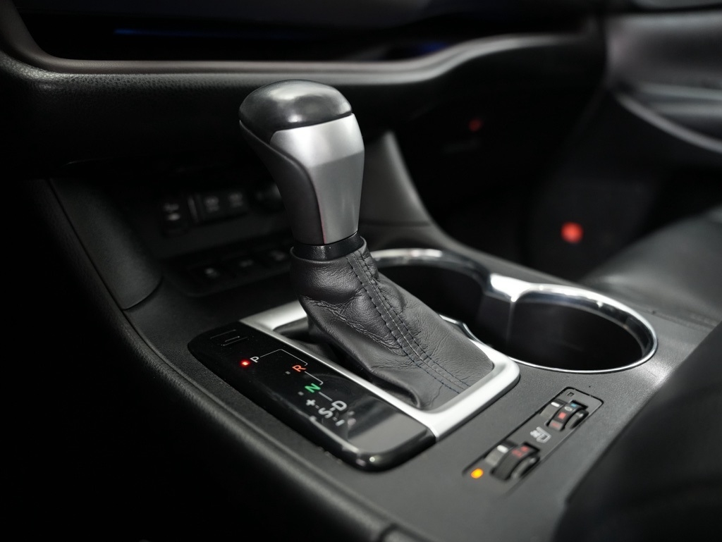 Toyota Highlander Limited V6 AWD (Natl) 2019