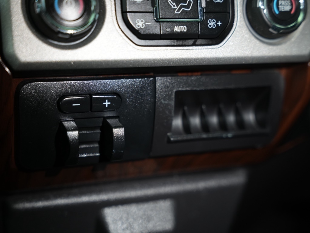 Ford Super Duty F-250 SRW 4WD Crew Cab 156" Platinum 2014